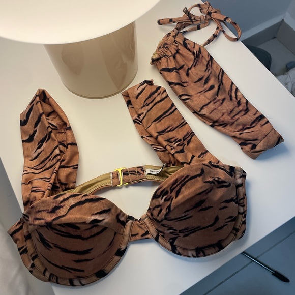 WeWoreWhat Tiger Print bikini - Picture 1 of 5